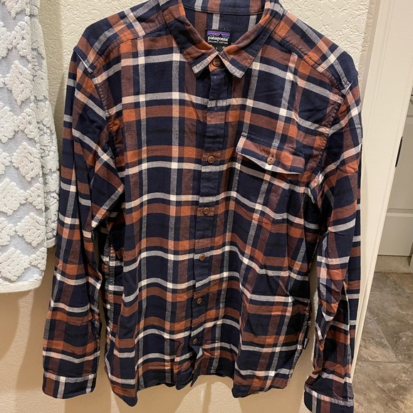 Patagonia Other - Men's Long-Sleeved Lightweight Fjord Flannel Shirt